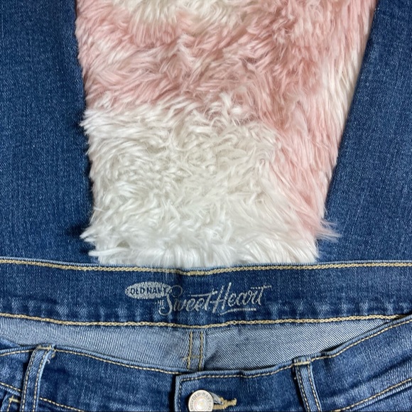 Old Navy Sweetheart Crop Jeans Women's Size 10 - Picture 2 of 3
